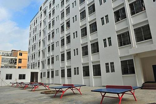  河池职业教育中心学校