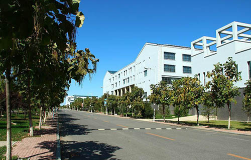  安庆市劳动局综合技工学校