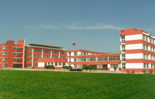  辽河石油学校