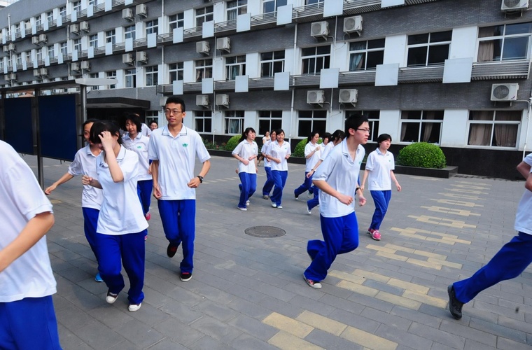 化妆品经营与管理