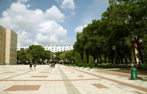  广西玉林畜牧兽医学校