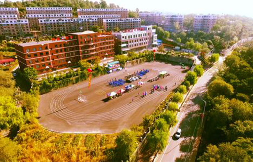  抚顺市汽车技术学校