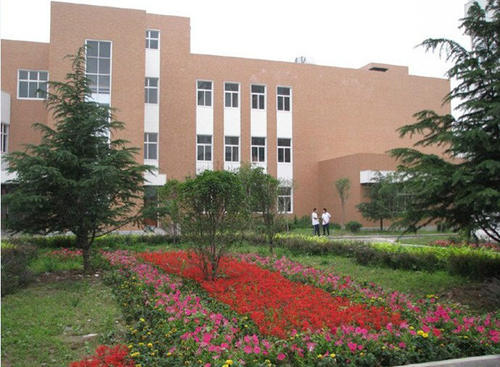  吉林省中医药学校