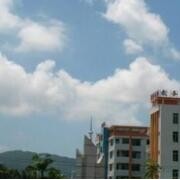  肇庆旅游中等职业学校