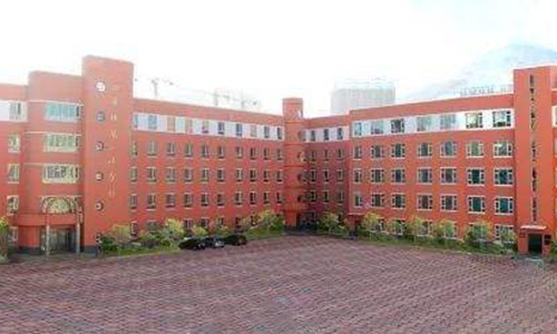  永吉县技工学校