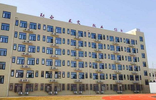  泉州经贸职业中专学校