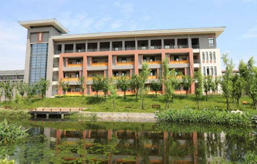  梧州市广播电视职业技术学校