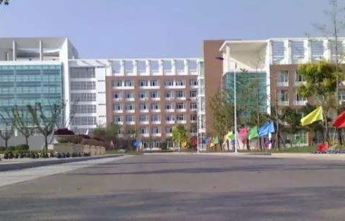  合浦县石康职业技术学校