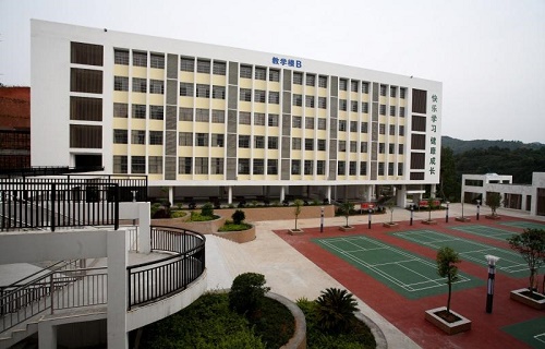  河源市工业学校