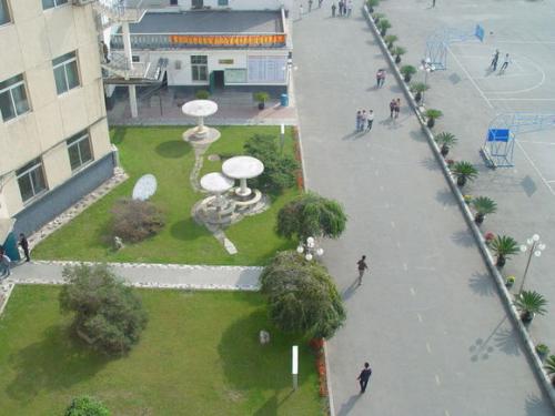  吉林铁路经济学校