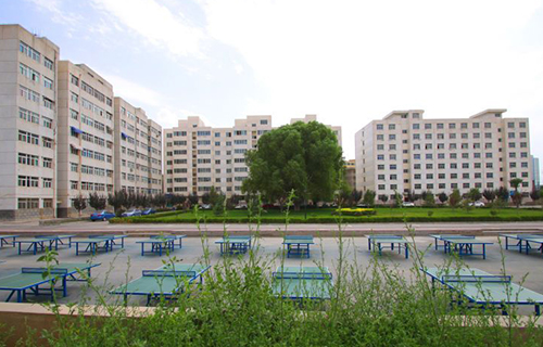  寿县谢墩职业初级中学