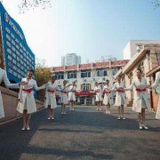  青岛外事服务学校