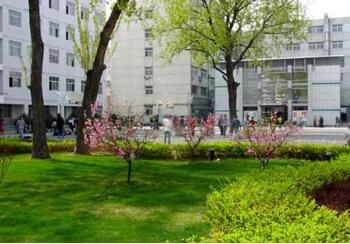  无锡市丝绸工业技工学校