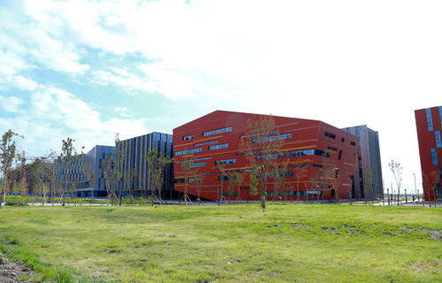  克拉玛依职业技术学校