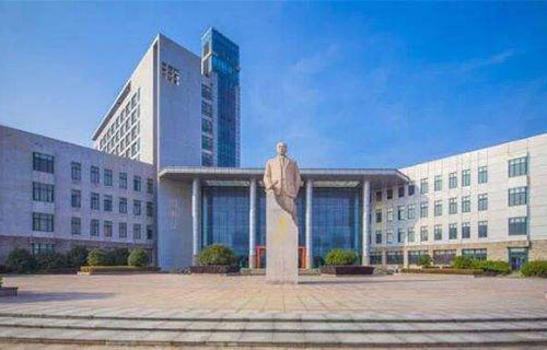  南京市大厂区工业职工学校