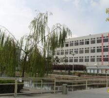 滨海县建设职工学校