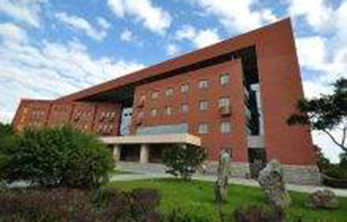  靖江市农经学校