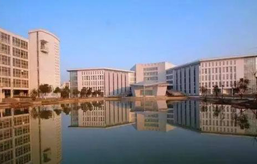  新疆水力水电技工学校