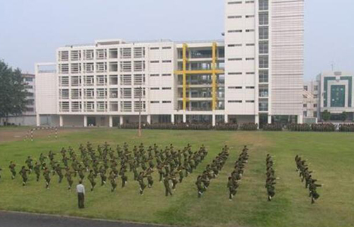  姜堰市职业教育中心校