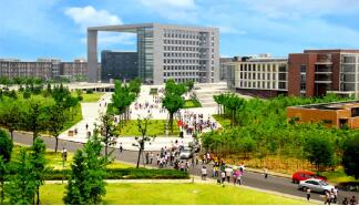  启东市交通职工学校