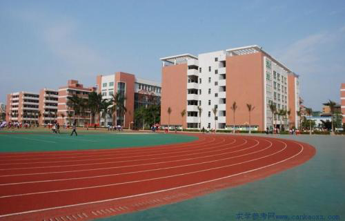  泰安市交通技工学校