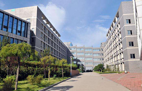  枣庄市卫生学校