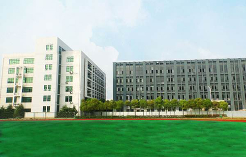  安丘市技工学校