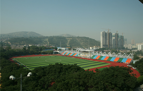  新疆喀什地区泽普县职业技术高中