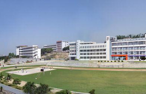  东阿县技工学校