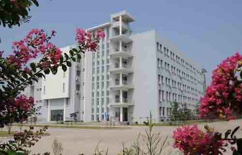  昆山登云科技职业学院五年制大专