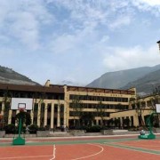  汶川漩口中学