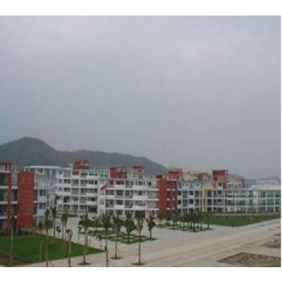  巴中市卫生进修学校