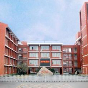  黔东南高铁铁路学校