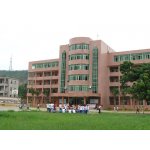  江城区关山月中学