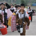  韶关市翁源县坝仔镇岩庄中学