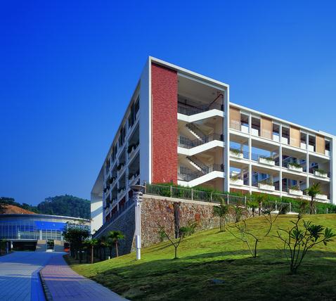  烟台建筑工程技术学校