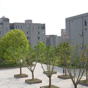  梧州高铁铁路学校