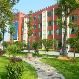  白银汽车维修学校