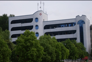 保康职教中心学校一角