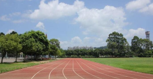 广水职业技术教育中心运动场