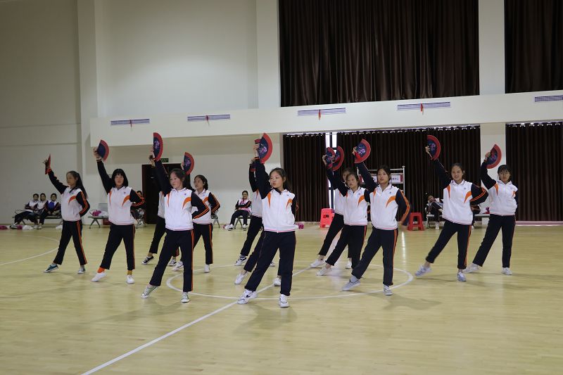 湖北现代农业技师学院篮球馆