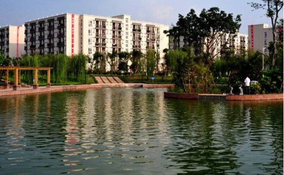 宜昌体育运动学校校园一角