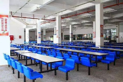 武汉中原通航技工学校餐厅