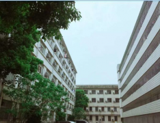  武汉中原通航技工学校